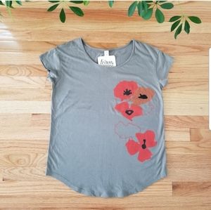 Flytrap clothing Poppy shapes relaxed fit tee